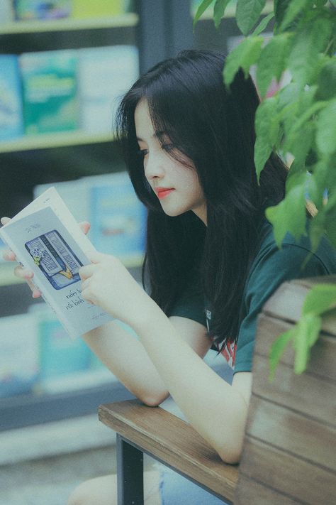 隔壁房间有个日本女孩很开放
